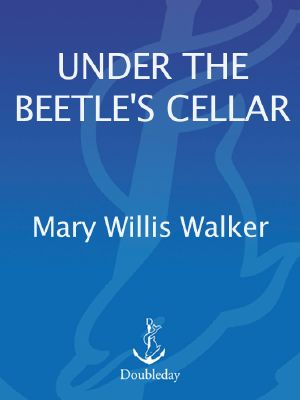 [Molly Cates 02] • Under the Beetle's Cellar